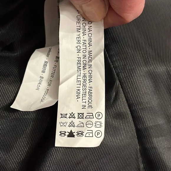 HOST PICK 🖤 ZARA Curly Lamb Faux Fur Coat Lined,  Size M - Picture 13 of 13